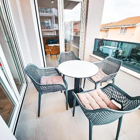 Klara Apartmán Trogir