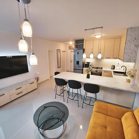 Klara Apartmán *