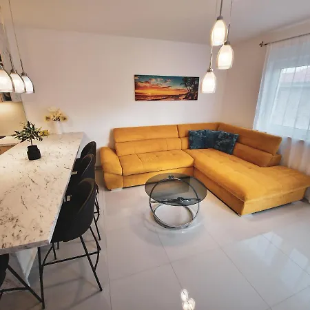 Klara Apartmán *