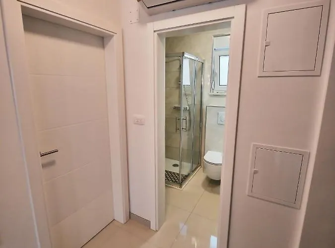 Klara 公寓 特罗吉尔